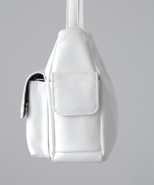 FREE'S MART（フリーズマート）の「◆カーゴバッグ（ハンドバッグ・レディース・ブラック/ホワイト・ﾌﾘ-）」の19枚目の写真