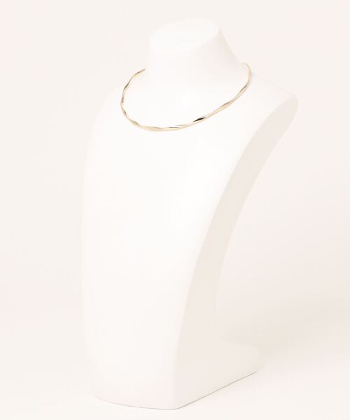 TONAL（トーナル）の「ツイストメタルチョーカー（チョーカー・レディース・シルバー/ゴールド・FREE）」の3枚目の写真