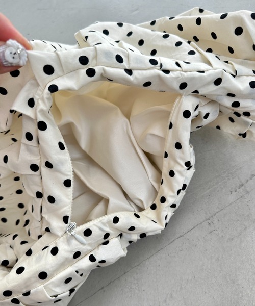 SOLLON.（ソルロン）の「ドットクシュクシュショルダーバッグ（ショルダーバッグ・レディース・ブラック/アイボリー/ホワイト・FREE）」の6枚目の写真