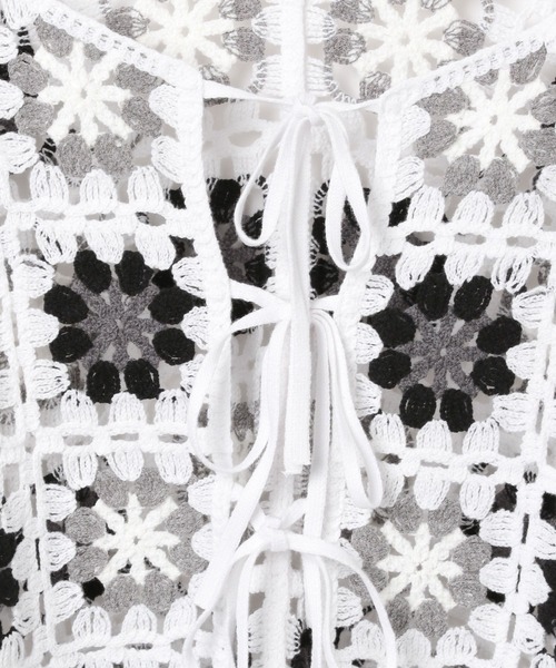 PAGEBOY（ページボーイ）の「クロシェライクリボン半袖トップス（ニット/セーター・レディース・ブラック/ホワイト×ブラック/ブルー・FREE）」の19枚目の写真