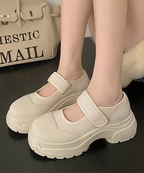 Teem Store（チームストア）の「ベルトストラップ メリージェーンチャンキースニーカー（スニーカー・レディース・アイボリー/ブラック・35inch/37inch/39inch）」の15枚目の写真