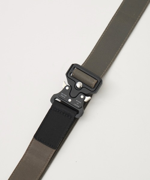 UNITED TOKYO（ユナイテッドトウキョウ）の「タクティカルバックルレザーベルト（ベルト・メンズ・ブラック/ダークグリーン/グレイッシュベージュ・FREE）」の7枚目の写真