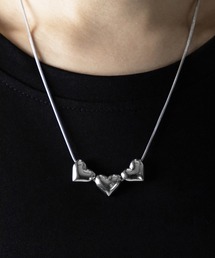 me+em select | ３連ボリュームハートネックレス ／ ３VOLUME HEART NECKLACE(ネックレス)