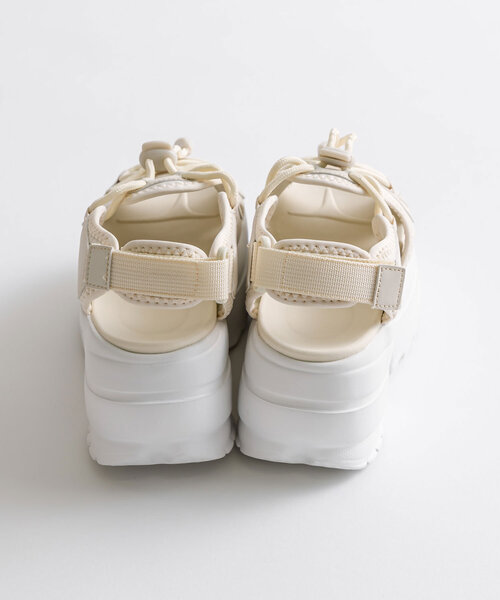 OLIVE des OLIVE（オリーブデオリーブ）の「【WEB限定】厚底スポーツサンダル（サンダル・レディース・オフホワイト/ブラック・SMALL/MEDIUM/LARGE/X-LARGE）」の21枚目の写真