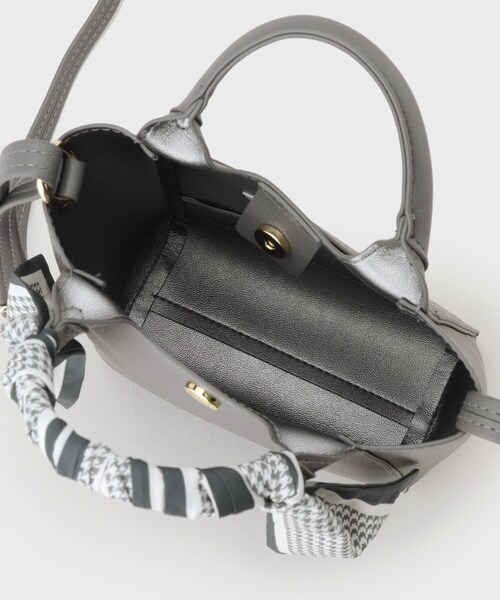 OPAQUE.CLIP（オペークドットクリップ）の「◆長さ調整可能！千鳥柄スカーフ付き合皮ミニショルダーバッグ（ショルダーバッグ・レディース・ブラウン系その他/ボルドー/ブラック/チャコールグレー・00）」の11枚目の写真