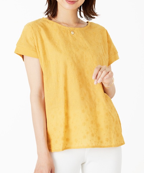 BELLUNA PLUS（ベルーナ）の「刺しゅうレース切替プルオーバー（Tシャツ/カットソー・レディース・イエロー/ブルー/ライトグリーン/コーラル・MEDIUM/LARGE/X-LARGE）」の3枚目の写真