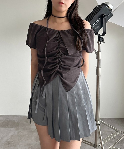 apres jour mignon(アプレジュールミニョン)の「【apres jour mignon SOIE】タイ付きオフショルトップス【ZOZOTOWN限定アイテム】(Tシャツ/カットソー・レディース・ブラック/チャコールグレー/オフホワイト・フリー/X-LARGE)」の21枚目の写真