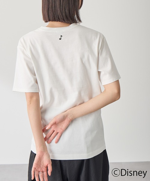 for/c（フォーシー）の「DISNEY MICKEY MOUSE / Tシャツ（タイプA）【サスティナブル】（Tシャツ/カットソー・レディース・オフホワイト/スミクロ・M/L/LL）」の6枚目の写真