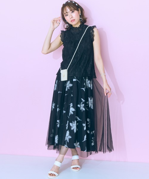 marun（マルン）の「＜大きいサイズ＞ レースタンクトップ marun（タンクトップ・レディース・ブラック/オフホワイト・5L/4L/3L/LL/L）」の5枚目の写真