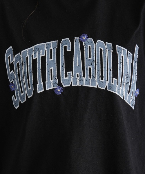 RAGEBLUE（レイジブルー）の「フラワー刺繍/カレッジロゴBIGTシャツ（Tシャツ/カットソー・レディース・ホワイト/ブラック・FREE）」の9枚目の写真