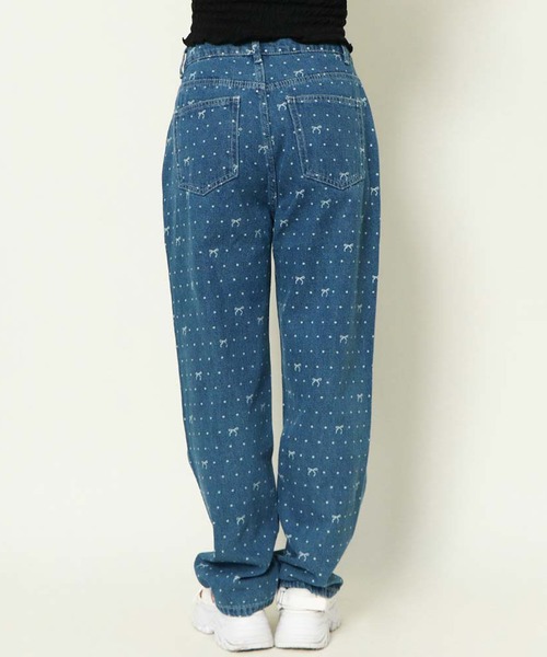 GORGE(ゴージ)の「《総柄リボン×美脚シルエット》レディース デニムパンツ ストレート 体型カバー 春夏秋(デニムパンツ・レディース・ライトブルーグレー/ブルー・S/M)」の6枚目の写真