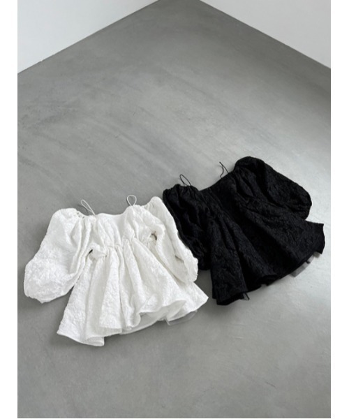 AMAIL(アマイル)の「Poco flare 2way cloth(その他トップス・レディース・ホワイト/ブラック・FREE)」の4枚目の写真