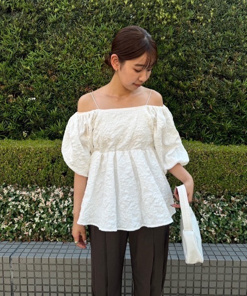 AMAIL(アマイル)の「Poco flare 2way cloth(その他トップス・レディース・ホワイト/ブラック・FREE)」の6枚目の写真