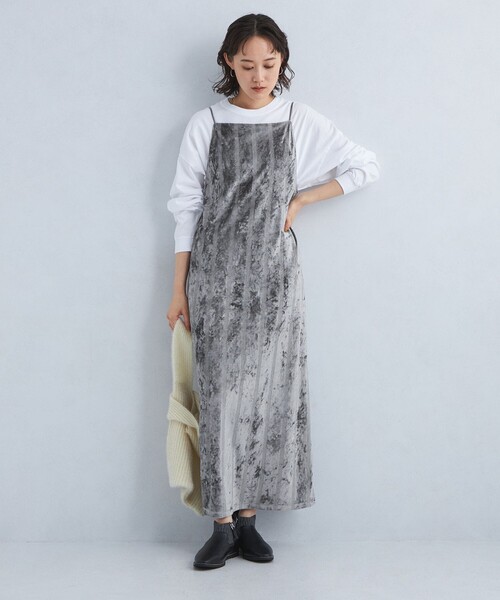 MILLER（ミラー）の「【別注】＜Robert P. Miller＞ベロア キャミソールワンピース（ワンピース・レディース・グレー/モカ/ネイビー・FREE）」の8枚目の写真