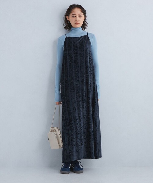 MILLER（ミラー）の「【別注】＜Robert P. Miller＞ベロア キャミソールワンピース（ワンピース・レディース・グレー/モカ/ネイビー・FREE）」の9枚目の写真