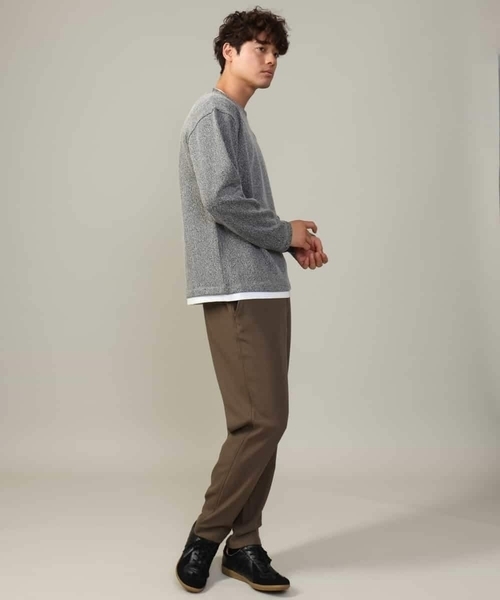 a.v.v（アーヴェヴェ）の「【きれいめ秋TOPS】ヘリンボーンフェイクレイヤードセミワイドカットソー（Tシャツ/カットソー・メンズ・チャコールグレー/グレー/ライトグレー・46/48/50）」の9枚目の写真