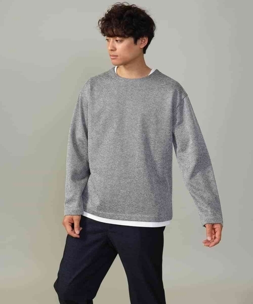 a.v.v（アーヴェヴェ）の「【きれいめ秋TOPS】ヘリンボーンフェイクレイヤードセミワイドカットソー（Tシャツ/カットソー・メンズ・チャコールグレー/グレー/ライトグレー・46/48/50）」の16枚目の写真