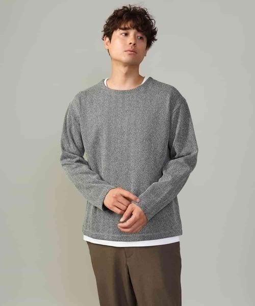 a.v.v（アーヴェヴェ）の「【きれいめ秋TOPS】ヘリンボーンフェイクレイヤードセミワイドカットソー（Tシャツ/カットソー・メンズ・チャコールグレー/グレー/ライトグレー・46/48/50）」の21枚目の写真