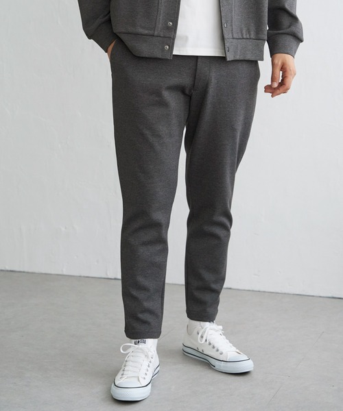 ikka(イッカ)の「【セットアップ対応】テックストレッチテーパードパンツ(その他パンツ・メンズ・ブラック/オリーブ/スモークグレー・S/M/L/XL)」の3枚目の写真