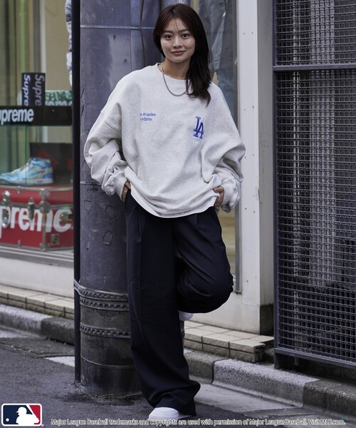 MLB(メジャーリーグベースボール)の「MLB/メジャーリーグベースボール MLB 別注ボースサイドロゴスウェット(限定展開)(スウェット・メンズ・ブラック系その他/ブラック系その他2/グレー系その他/グレー系その他2/ネイビー/ブラウン・SMALL/MEDIUM/LARGE)」の18枚目の写真