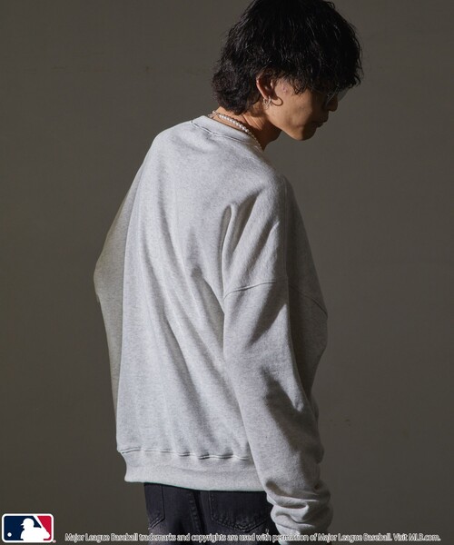 MLB(メジャーリーグベースボール)の「MLB/メジャーリーグベースボール MLB 別注ボースサイドロゴスウェット(限定展開)(スウェット・メンズ・ブラック系その他/ブラック系その他2/グレー系その他/グレー系その他2/ネイビー/ブラウン・SMALL/MEDIUM/LARGE)」の22枚目の写真