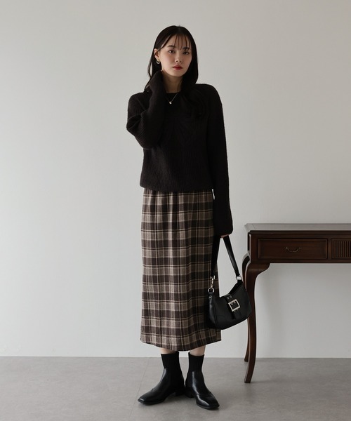 BLUEEAST（ブルーイースト）の「《新色追加／選べるチェック柄》チェック柄タイトスカート（スカート・レディース・ブラウン/ベージュ/ブラック/ネイビー/ブラウン系/ダークブラウン/ネイビー系・MEDIUM）」の18枚目の写真