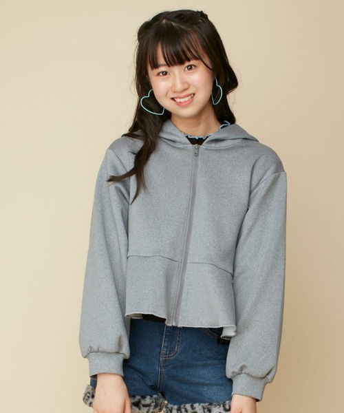 JENNI love（ジェニィラブ）の「フリルダンボールニットZIPパーカー（パーカー・キッズ・アイボリー/ブラック/グレー・130cm/140cm/150cm/160cm）」の3枚目の写真
