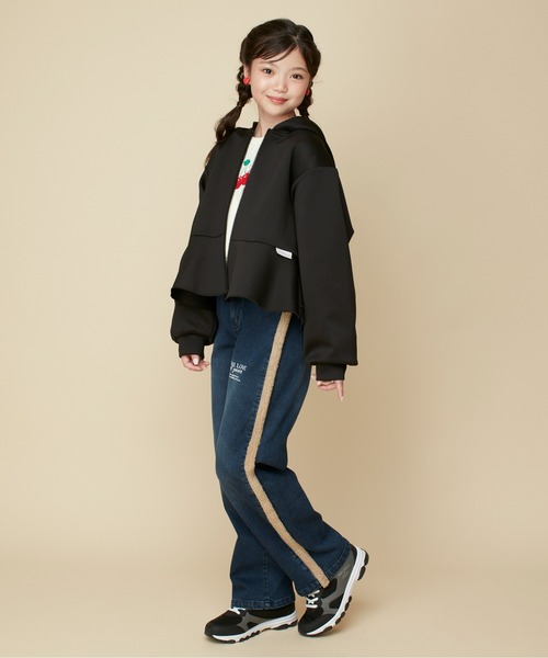 JENNI love（ジェニィラブ）の「フリルダンボールニットZIPパーカー（パーカー・キッズ・アイボリー/ブラック/グレー・130cm/140cm/150cm/160cm）」の17枚目の写真