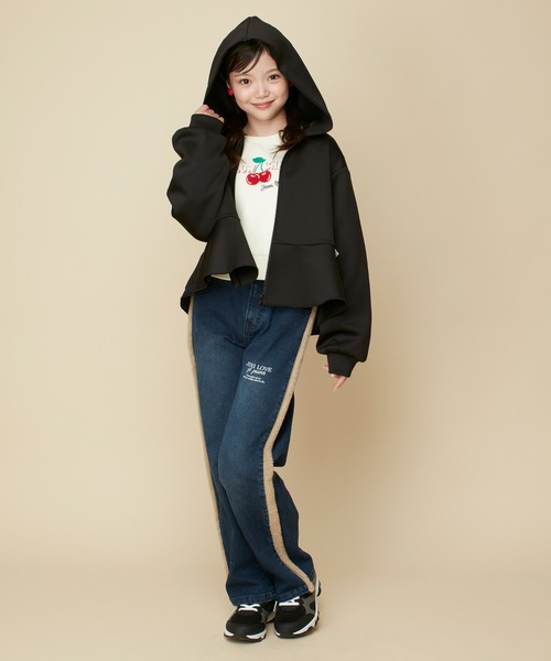 JENNI love（ジェニィラブ）の「フリルダンボールニットZIPパーカー（パーカー・キッズ・アイボリー/ブラック/グレー・130cm/140cm/150cm/160cm）」の20枚目の写真