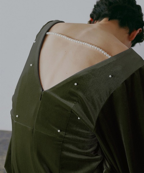 BACK OPEN PEARL VELOUR DRESS（ドレス）｜Ameri（アメリ）の