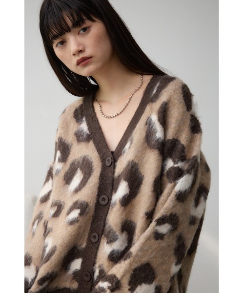 AZUL by moussy（アズールバイマウジー）の「レオパードジャガードニットカーディガン（カーディガン/ボレロ・レディース・ベージュ系その他/グレー系その他・FREE）」の17枚目の写真