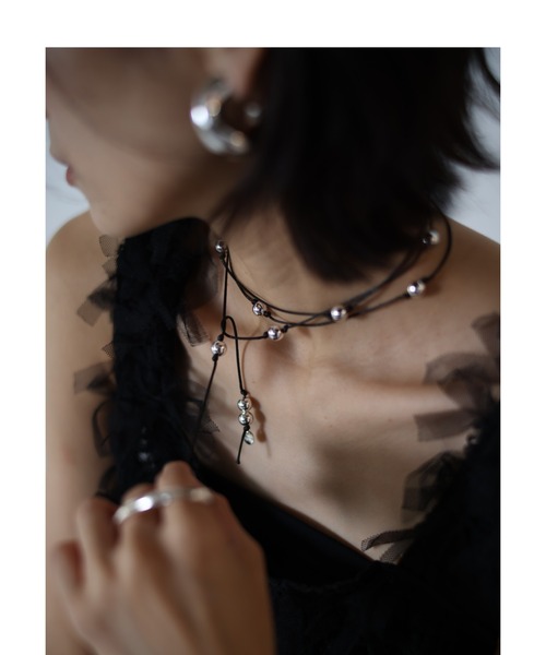 CHIGNON（シニヨン）の「CHIGNON マルチWAY丸玉コードチョーカー（ネックレス・レディース・シルバー/ベージュ/ゴールド・FREE）」の19枚目の写真