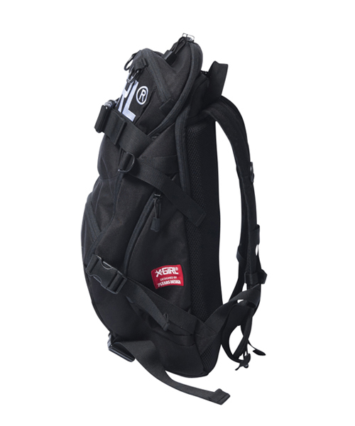 X-girl（エックスガール）の「"XGL WHEEL CO." SKATE BACKPACK（バックパック/リュック・レディース・ブラック/ピンク・ONE SIZE）」の4枚目の写真
