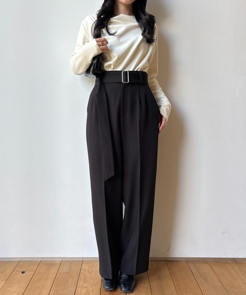 SENEE（セニー）の「belt set 2tuck pants（ベルトセット２タックパンツ）（スラックス・レディース・チャコールグレー/ホワイト/ブラック/ベージュ・MEDIUM/SMALL）」の17枚目の写真