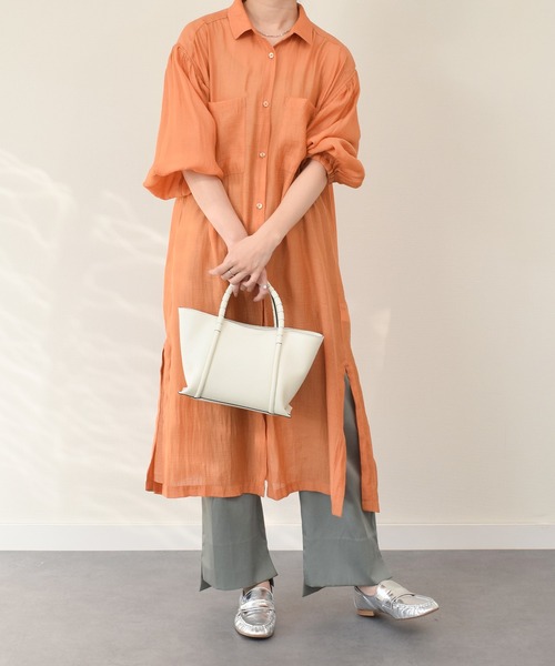 LORISTELLA(ロリステッラ)の「【LORISTELLA】シュリンクレザーミディアムサイズバッグ(Q56430)(トートバッグ・レディース・ベージュ/アイボリー・ALL)」の16枚目の写真