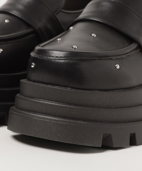 FOREVER 21(フォーエバー トゥエンティーワン)の「【2025SS】スタッズローファー(ローファー・レディース・ブラック・MEDIUM/LARGE)」の11枚目の写真