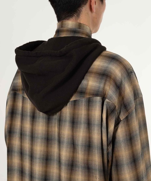 Maison MIHARA YASUHIRO(メゾンミハラヤスヒロ)の「【MIHARAYASUHIRO/ミハラヤスヒロ】SWEAT HOODIE L/S SHIRTS(シャツ/ブラウス・メンズ・ベージュ/ブラック・44/46)」の9枚目の写真