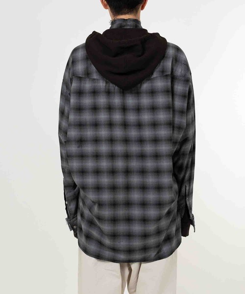 Maison MIHARA YASUHIRO(メゾンミハラヤスヒロ)の「【MIHARAYASUHIRO/ミハラヤスヒロ】SWEAT HOODIE L/S SHIRTS(シャツ/ブラウス・メンズ・ベージュ/ブラック・44/46)」の4枚目の写真