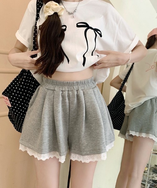 NANEA(ナネア)の「裾フリルスウェットショートパンツ(スウェットパンツ・レディース・ブラック/グレー・SMALL/MEDIUM/LARGE)」の3枚目の写真