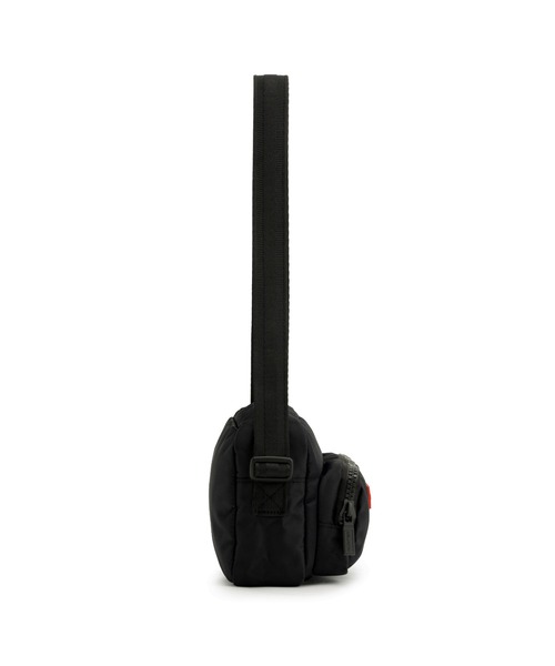 HUNTER（ハンター）の「ナイロン クロスボディ（ボディバッグ/ウエストポーチ・レディース・ブラック/ホワイト/ネイビー・ONE SIZE）」の18枚目の写真