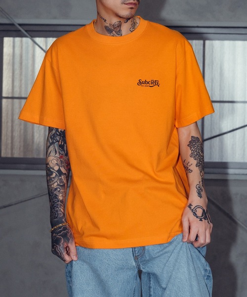 Subciety（サブサエティ）の「Stream tee（Tシャツ/カットソー・メンズ・ホワイト/オレンジ/ブラック×ブラック/ブラック・SMALL/MEDIUM/LARGE/X-LARGE/XX-LARGE）」の8枚目の写真
