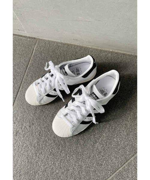 1er Arrondissement（プルミエアロンディスモン）の「＜ADIDAS（アディダス）＞SUPER STAR82 スニーカー（その他シューズ・レディース・ホワイト系その他3/ブラック系その他3・25/24/23）」の7枚目の写真