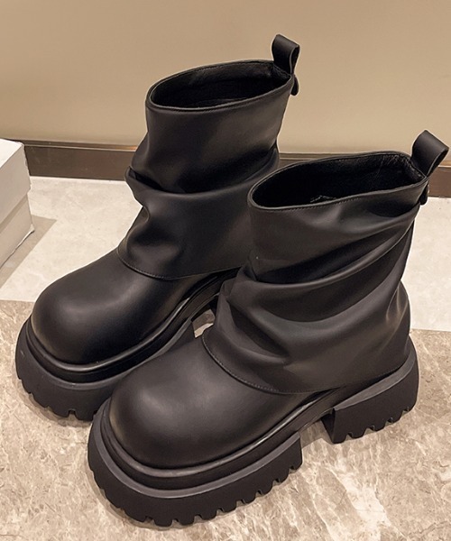 lilful（リルフル）の「厚底ショートエンジニアブーツ（ブーツ・レディース・ブラウン/ブラック・37/36/35）」の14枚目の写真