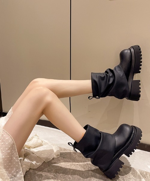 lilful（リルフル）の「厚底ショートエンジニアブーツ（ブーツ・レディース・ブラウン/ブラック・37/36/35）」の17枚目の写真