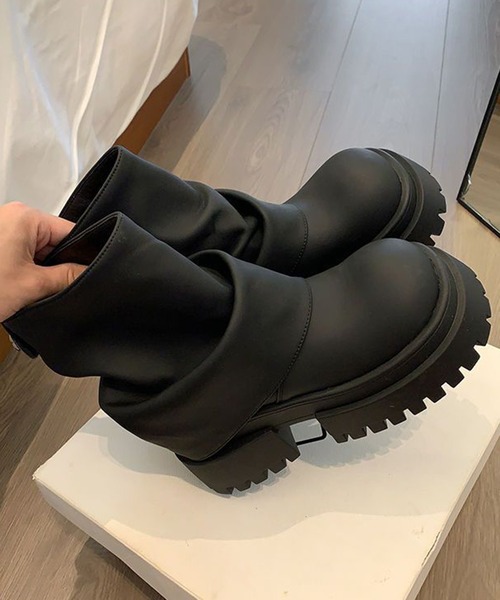 lilful（リルフル）の「厚底ショートエンジニアブーツ（ブーツ・レディース・ブラウン/ブラック・37/36/35）」の12枚目の写真