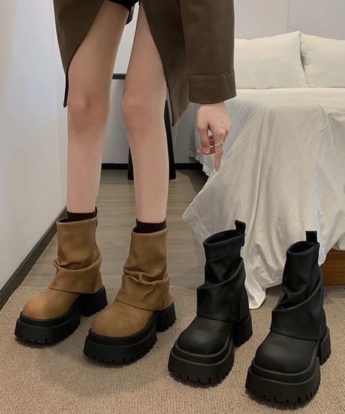 lilful（リルフル）の「厚底ショートエンジニアブーツ（ブーツ・レディース・ブラウン/ブラック・37/36/35）」の8枚目の写真