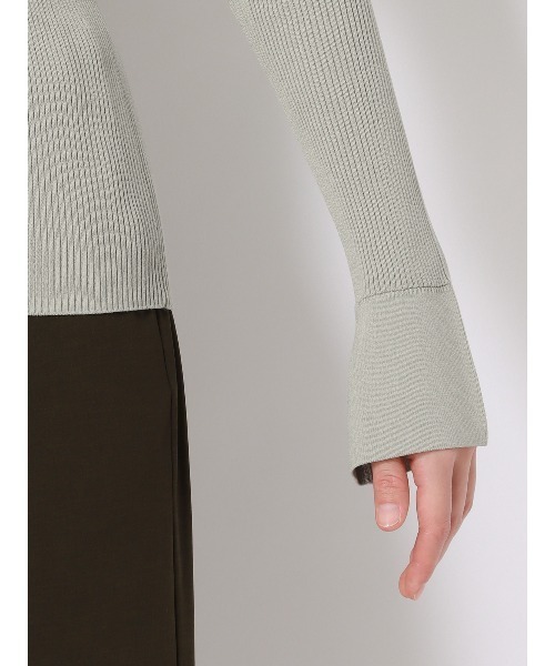 SUIT SQUARE（スーツスクエア）の「ハイネックリブニット フレアスリーブ ハンドウォッシュ ストレッチレーヨン 無地（Tシャツ/カットソー・レディース・グリーン/ホワイト/アイボリー・38(9号)）」の12枚目の写真