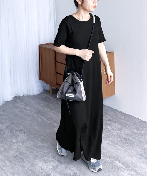 reca（レカ）の「【ZOZO限定】カップ付きセミフレアワンピース（ワンピース・レディース・ベージュ系その他/チャコールグレー/ブラック・FREE）」の6枚目の写真