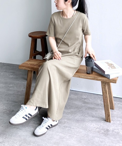 reca（レカ）の「【ZOZO限定】カップ付きセミフレアワンピース（ワンピース・レディース・ベージュ系その他/チャコールグレー/ブラック・FREE）」の11枚目の写真