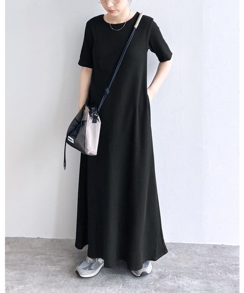 reca（レカ）の「【ZOZO限定】カップ付きセミフレアワンピース（ワンピース・レディース・ベージュ系その他/チャコールグレー/ブラック・FREE）」の17枚目の写真